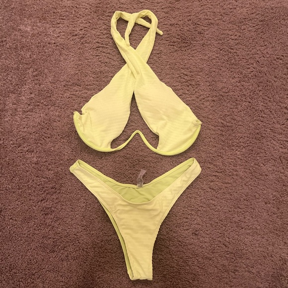 SHEIN Neon Halter Bikini - Picture 1 of 5